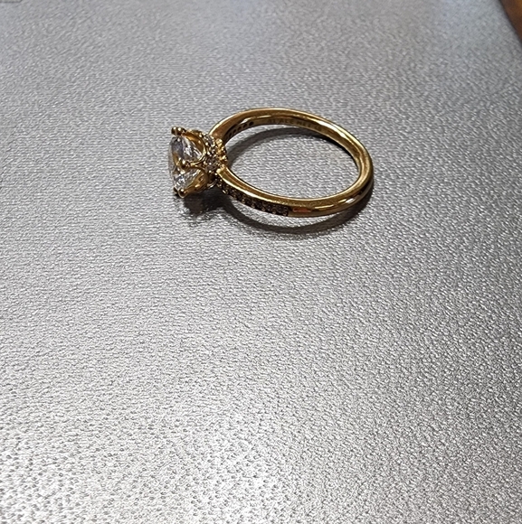 Pandora Clear Sparkling Crown Solitaire Ring - Picture 6 of 12